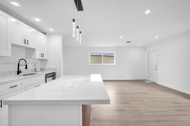 2572 NW 20th St 0, Fort Lauderdale, FL 33311