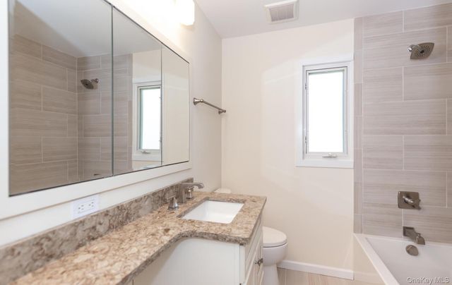 53 East Drive, Garden City, NY 11530