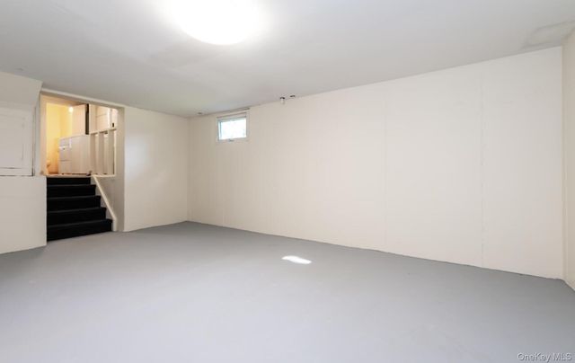 53 East Drive, Garden City, NY 11530