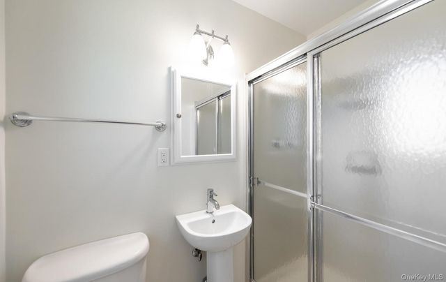 53 East Drive, Garden City, NY 11530