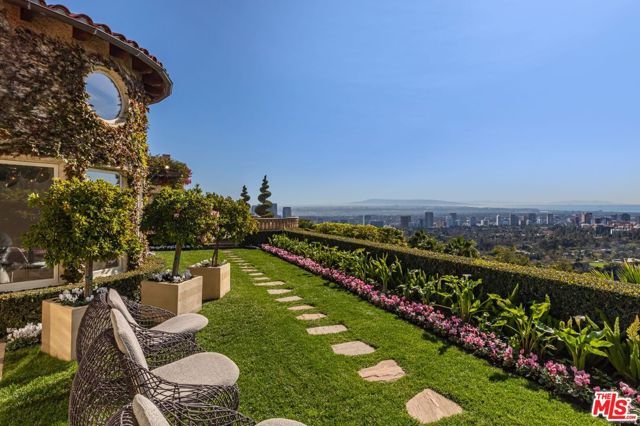 1309 Davies Drive, Beverly Hills, CA 90210