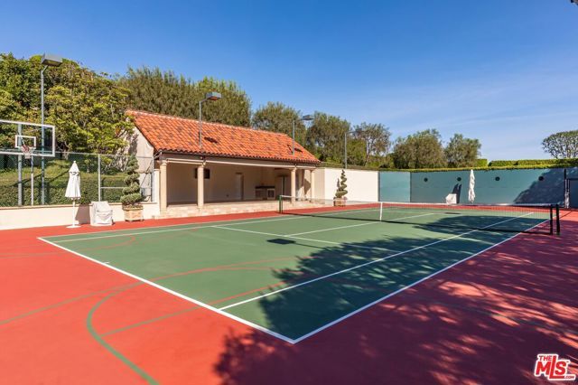 1309 Davies Drive, Beverly Hills, CA 90210