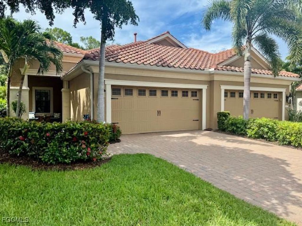 10068 Montevina DR, Estero, FL 33928