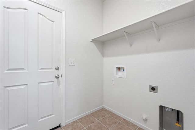 1452 Claridge Ct, Plumas Lake, CA 95961