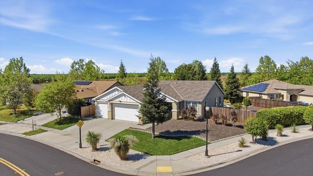 1452 Claridge Ct, Plumas Lake, CA 95961