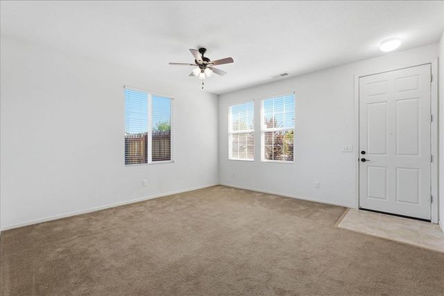 1452 Claridge Ct, Plumas Lake, CA 95961