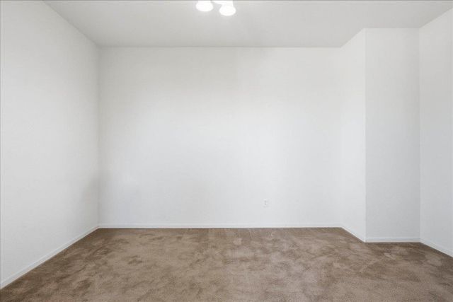 1452 Claridge Ct, Plumas Lake, CA 95961