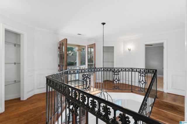 3411 STONELEIGH DRIVE, Vestavia Hills, AL 35223