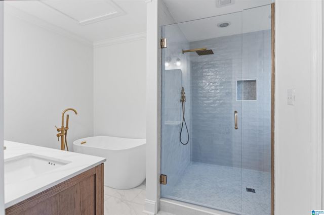 3411 STONELEIGH DRIVE, Vestavia Hills, AL 35223