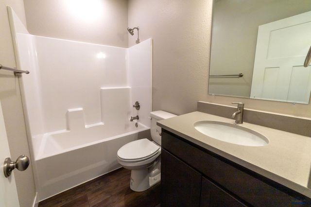 311 ISAAC ST, Rapid City, SD 57703