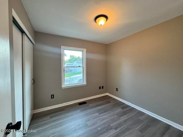 5606 Christian Ridge Ct, Louisville, KY 40258