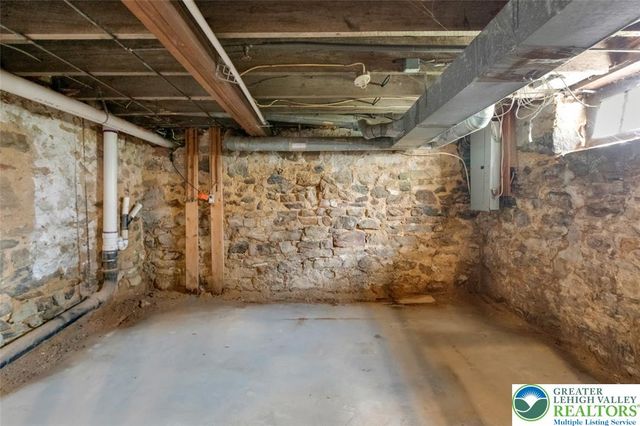 1004 Seneca Street, Fountain Hill Boro, PA 18015