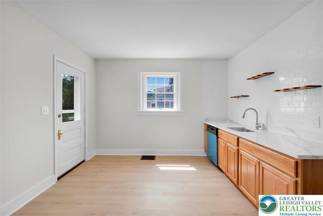 1004 Seneca Street, Fountain Hill Boro, PA 18015