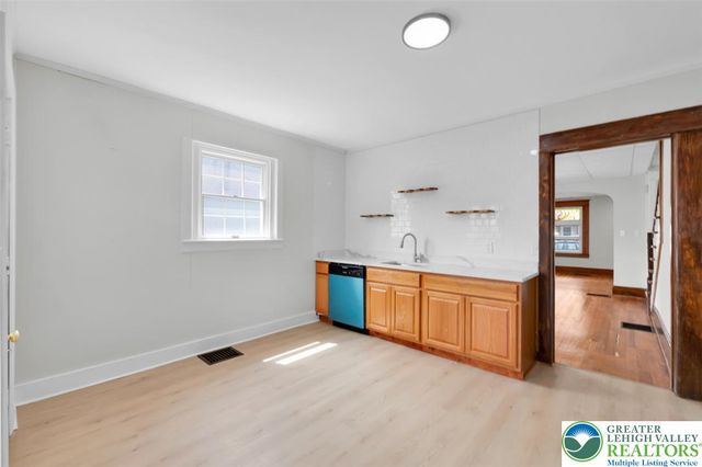 1004 Seneca Street, Fountain Hill Boro, PA 18015