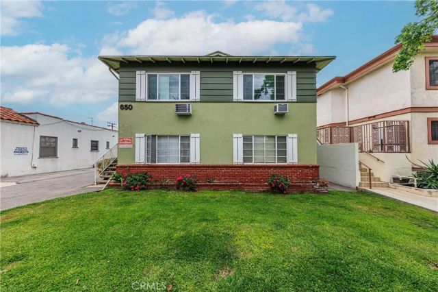 650 W Wilson, Glendale, CA 91203