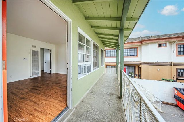 650 W Wilson, Glendale, CA 91203
