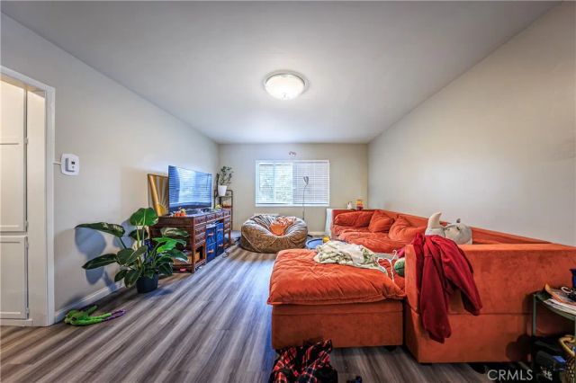 650 W Wilson, Glendale, CA 91203