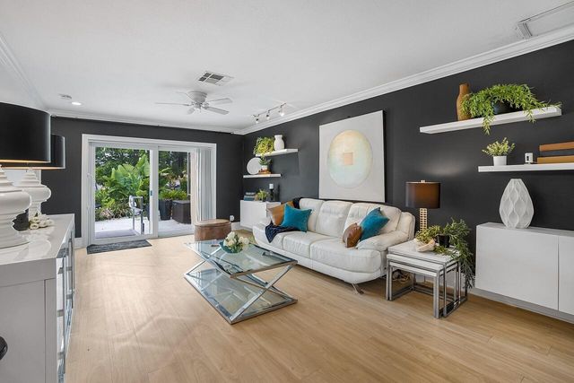 8900 Warwick Drive, Boca Raton, FL 33433