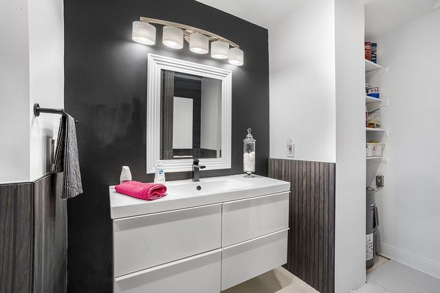 8900 Warwick Drive, Boca Raton, FL 33433