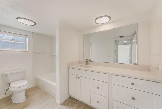 8801 BAY POINTE DRIVE 102, Tampa, FL 33615