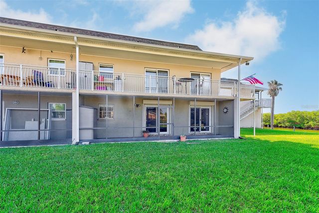 8801 BAY POINTE DRIVE 102, Tampa, FL 33615