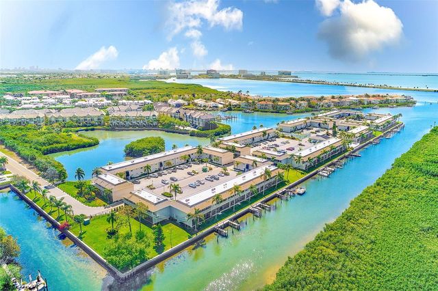 8801 BAY POINTE DRIVE 102, Tampa, FL 33615