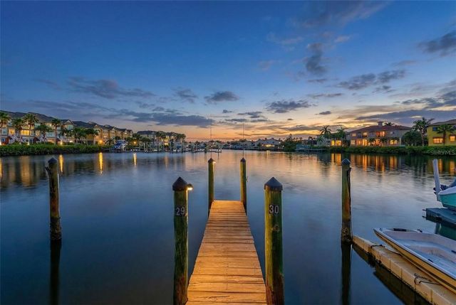 8801 BAY POINTE DRIVE 102, Tampa, FL 33615