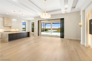 9678 Moonflower CT, Naples, FL 34114