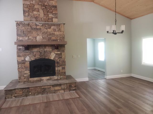 151 Skid Strip Lane, Hayesville, NC 28904