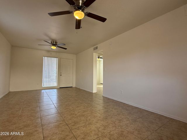 2650 E MCKELLIPS Road 105, Mesa, AZ 85213
