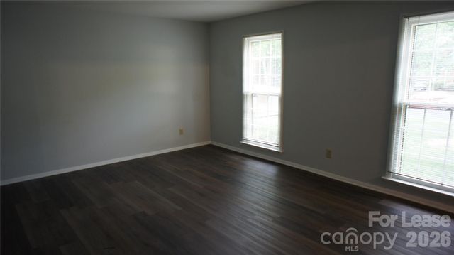 10000 Ridgemore Drive, Charlotte, NC 28277