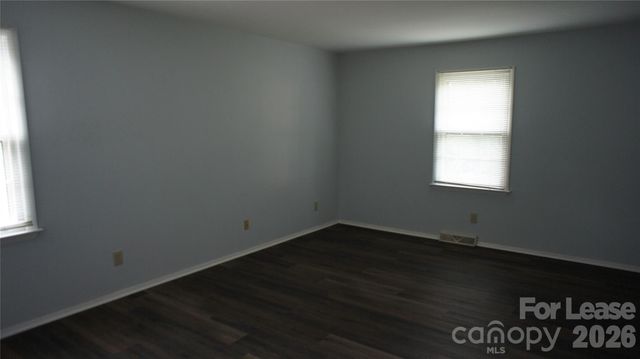 10000 Ridgemore Drive, Charlotte, NC 28277