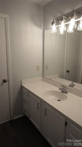 10000 Ridgemore Drive, Charlotte, NC 28277