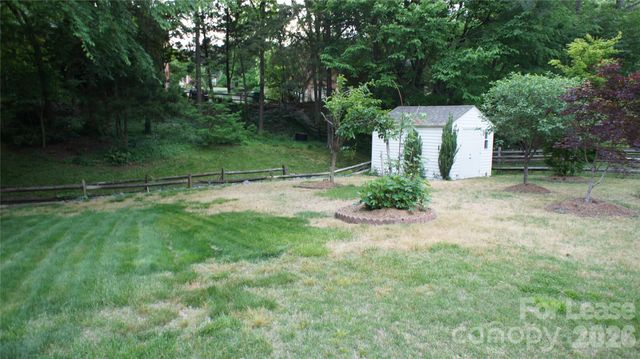 10000 Ridgemore Drive, Charlotte, NC 28277