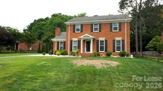 10000 Ridgemore Drive, Charlotte, NC 28277
