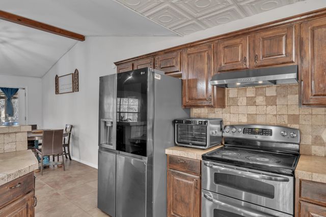 4985 County Road 409D, Henderson, TX 75654