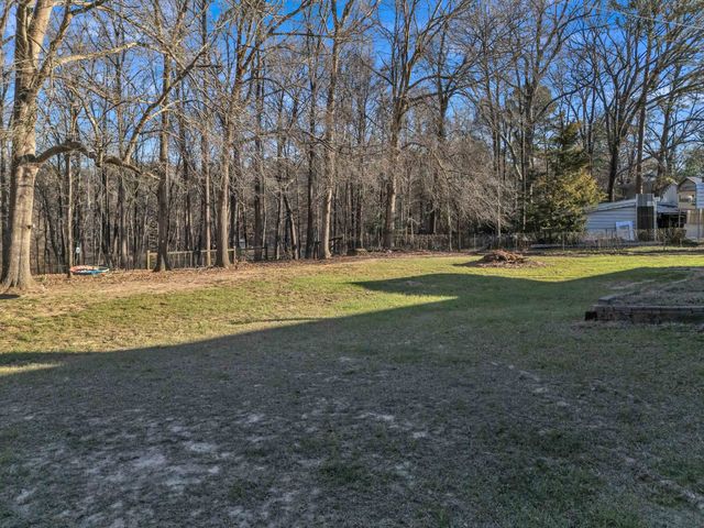 4985 County Road 409D, Henderson, TX 75654