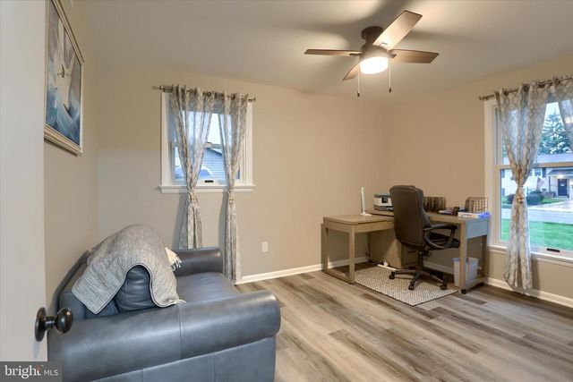 20 SYCAMORE LN, Palmyra, PA 17078