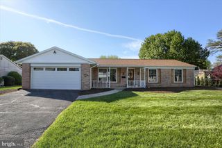 20 SYCAMORE LN, Palmyra, PA 17078