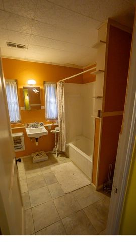 618 N Wilson, Fayetteville, AR 72701