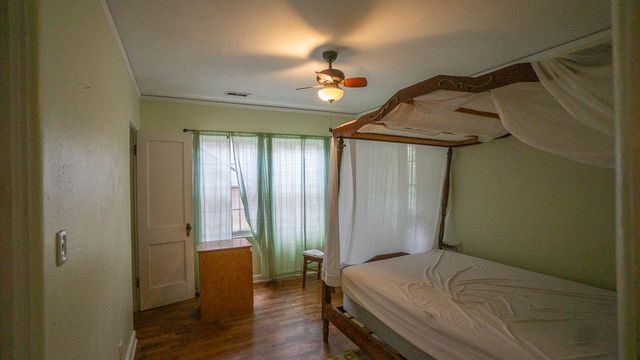 618 N Wilson, Fayetteville, AR 72701