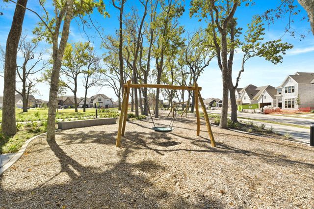 11915 S Pavillion Drive, Mont Belvieu, TX 77523