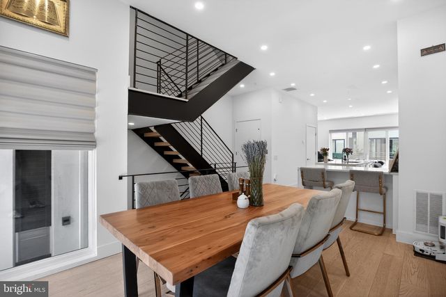117 N 23RD ST, Philadelphia, PA 19103