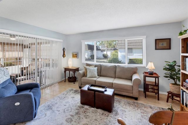 1521 LAKESIDE WAY 149, Sarasota, FL 34232