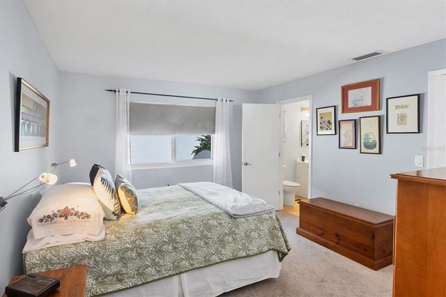 1521 LAKESIDE WAY 149, Sarasota, FL 34232