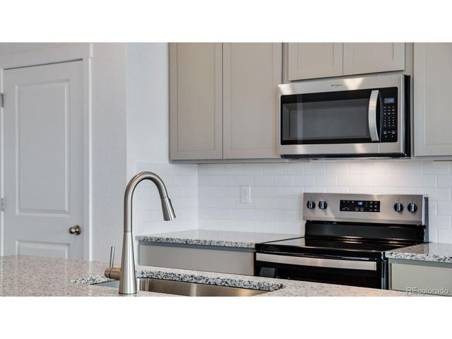 43088 Ganton Club St, Elizabeth, CO 80107