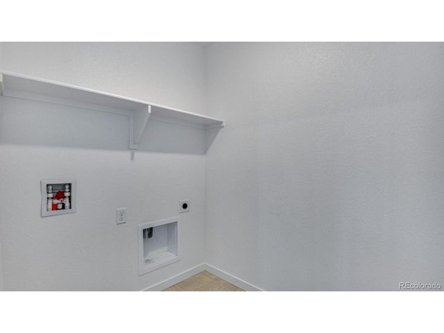 43088 Ganton Club St, Elizabeth, CO 80107