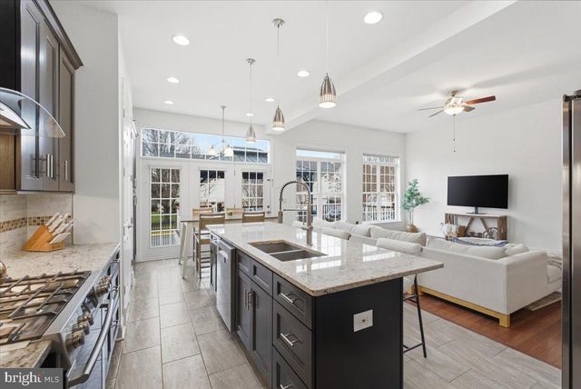 16216 RADBURN ST, Woodbridge, VA 22191