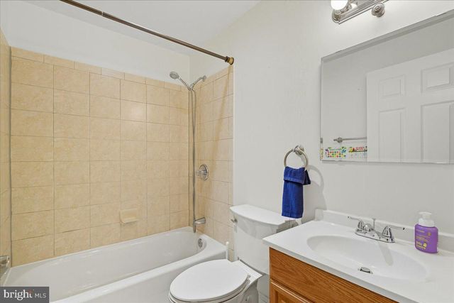 16216 RADBURN ST, Woodbridge, VA 22191