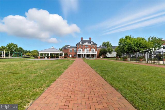 16216 RADBURN ST, Woodbridge, VA 22191